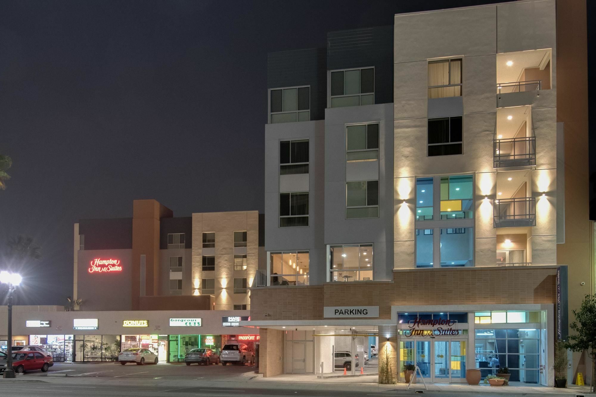 Hampton Inn & Suites Los Angeles - Glendale Bagian luar foto