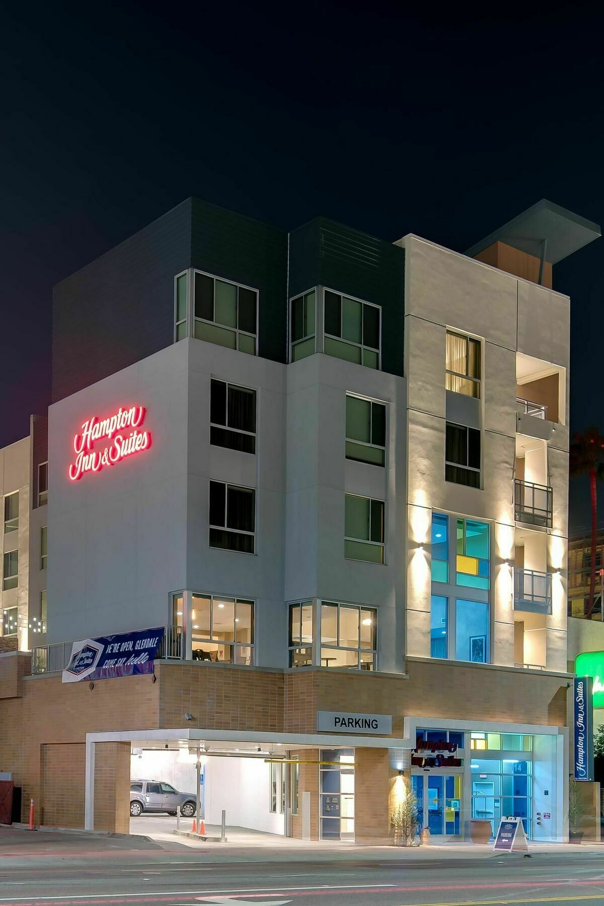 Hampton Inn & Suites Los Angeles - Glendale Bagian luar foto